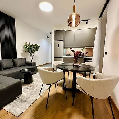 Tasmajdan Park, 15 Minutes By Walk To Knez Mihajlova Centar * Belgrade