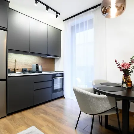 Апартаменты Tasmajdan Park, 15 Minutes By Walk To Knez Mihajlova Centar Белград