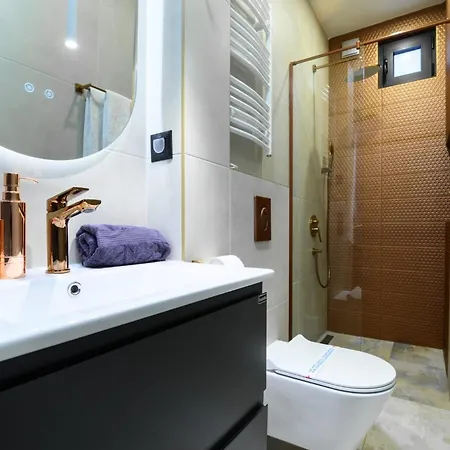 Apartment Tasmajdan Park, 15 Minutes By Walk To Knez Mihajlova Centar Belgrade
