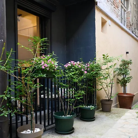 Apartment Tasmajdan Park, 15 Minutes By Walk To Knez Mihajlova Centar Belgrade